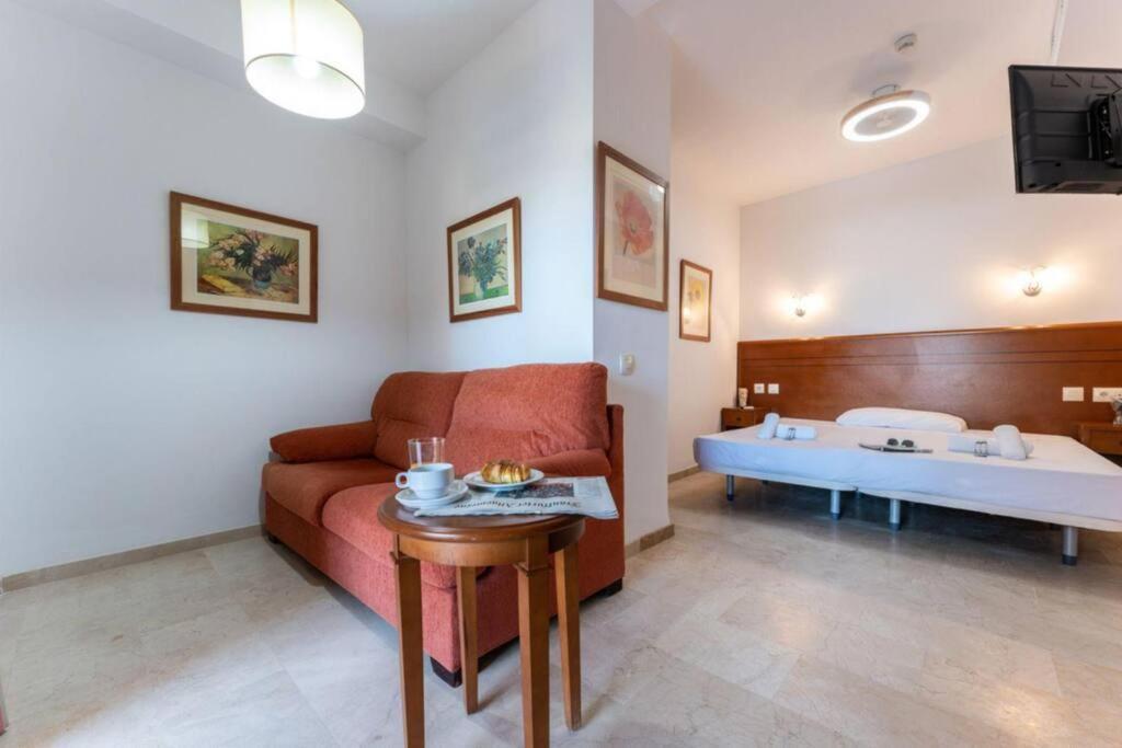 Ct 240 - Beachfront Apartment -Don Juan Manilva Esterno foto