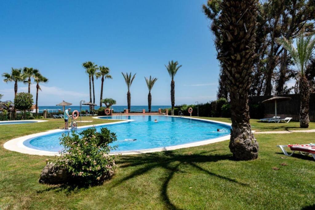 Ct 240 - Beachfront Apartment -Don Juan Manilva Esterno foto