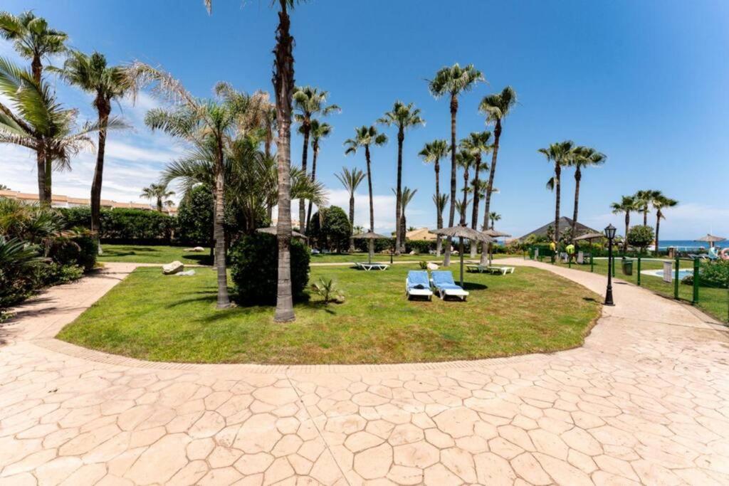 Ct 240 - Beachfront Apartment -Don Juan Manilva Esterno foto