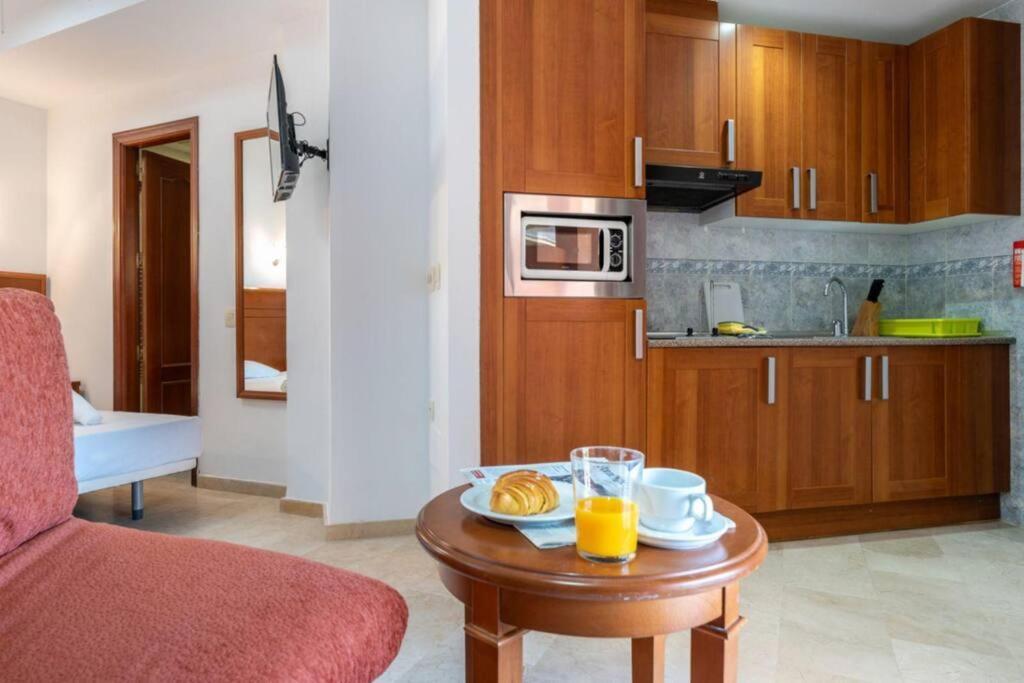 Ct 240 - Beachfront Apartment -Don Juan Manilva Esterno foto